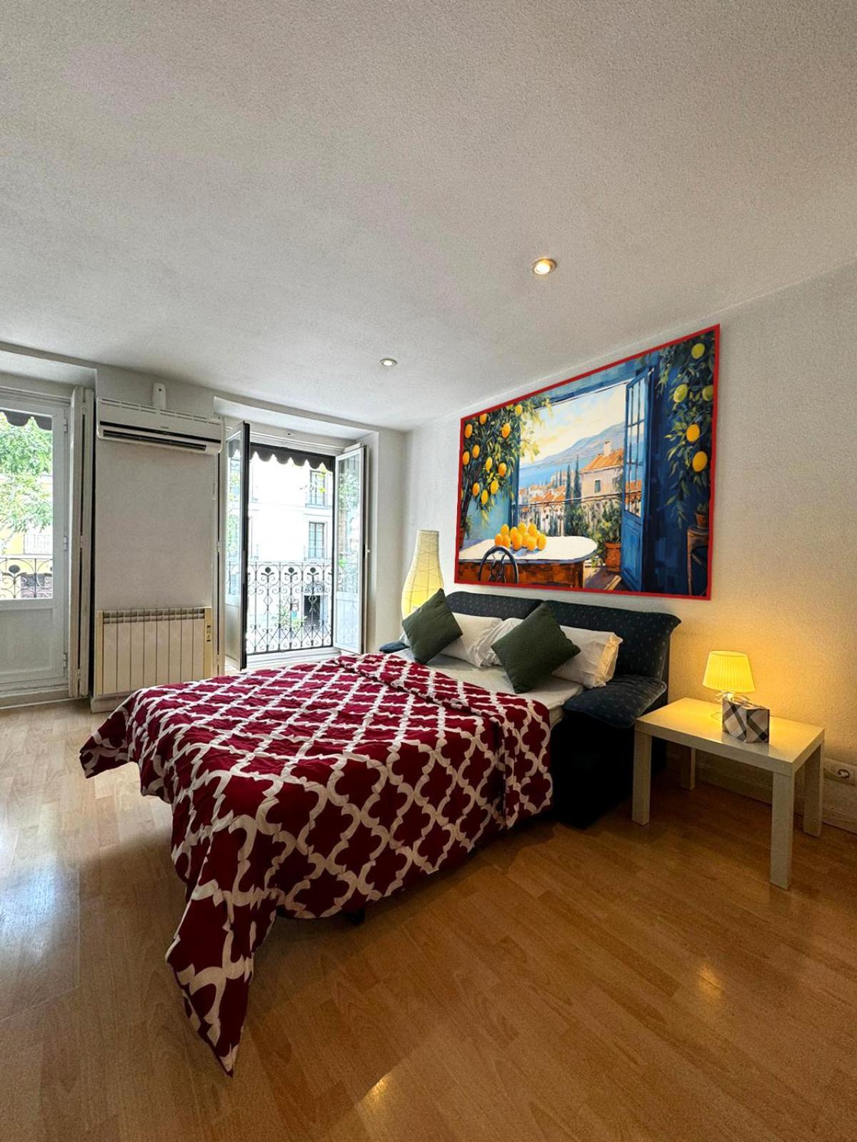 Prado Atocha Apartaments Madrid Exterior foto